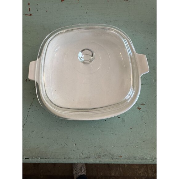 Corning Ware Blue Cornflower 9" Square Baking Dish with Lid Vintage 1960 to 1961 - Picture 3 of 7